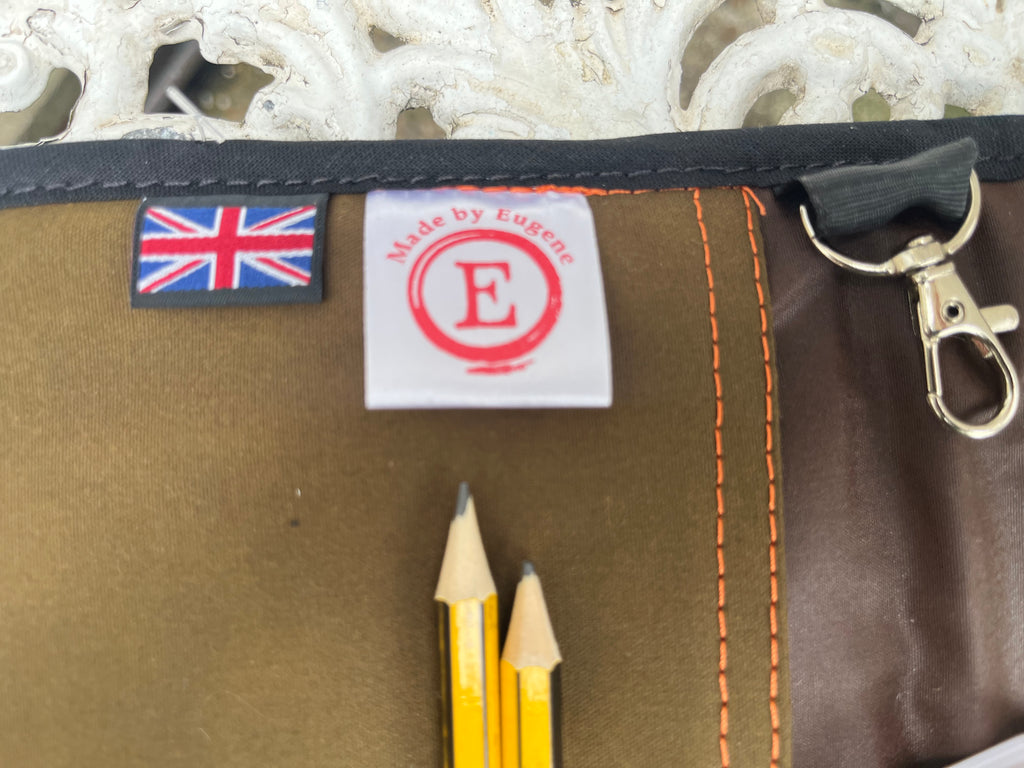 The field tool roll