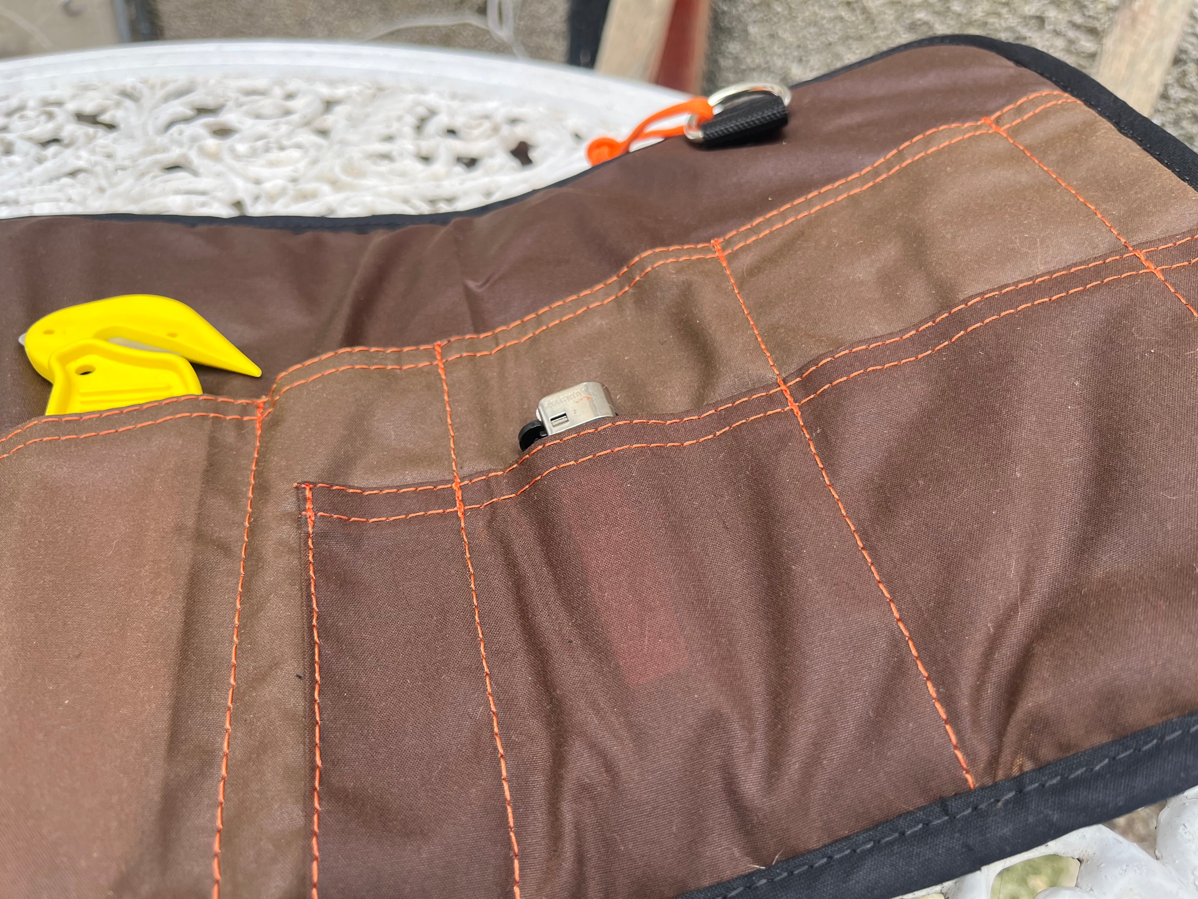 The field tool roll