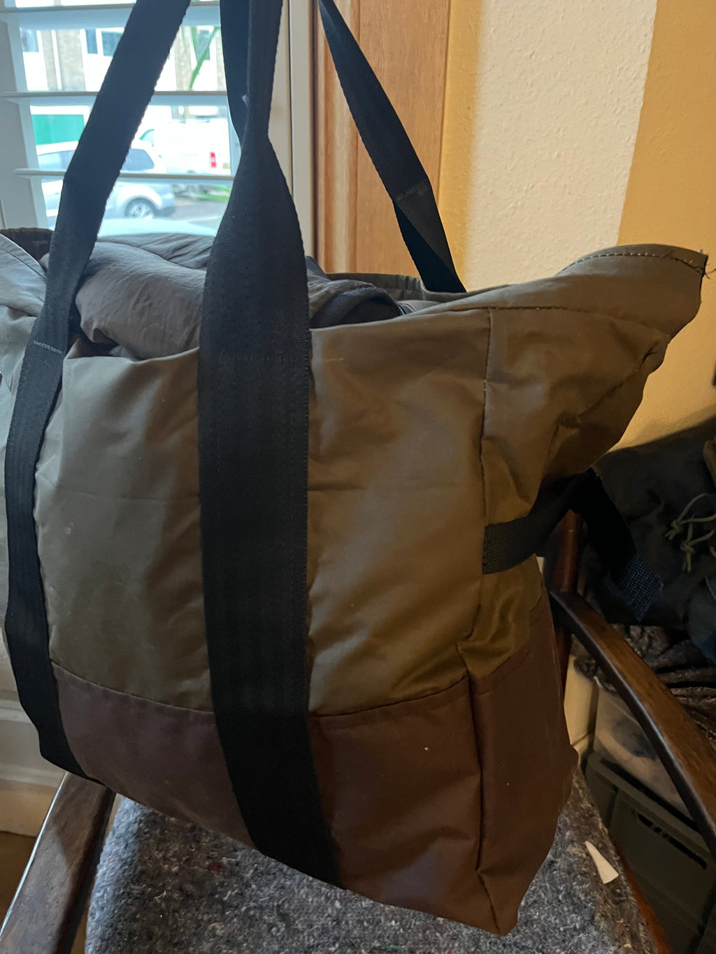 Tough shopping tote, replace that rubbish bag for life, this one will not break!