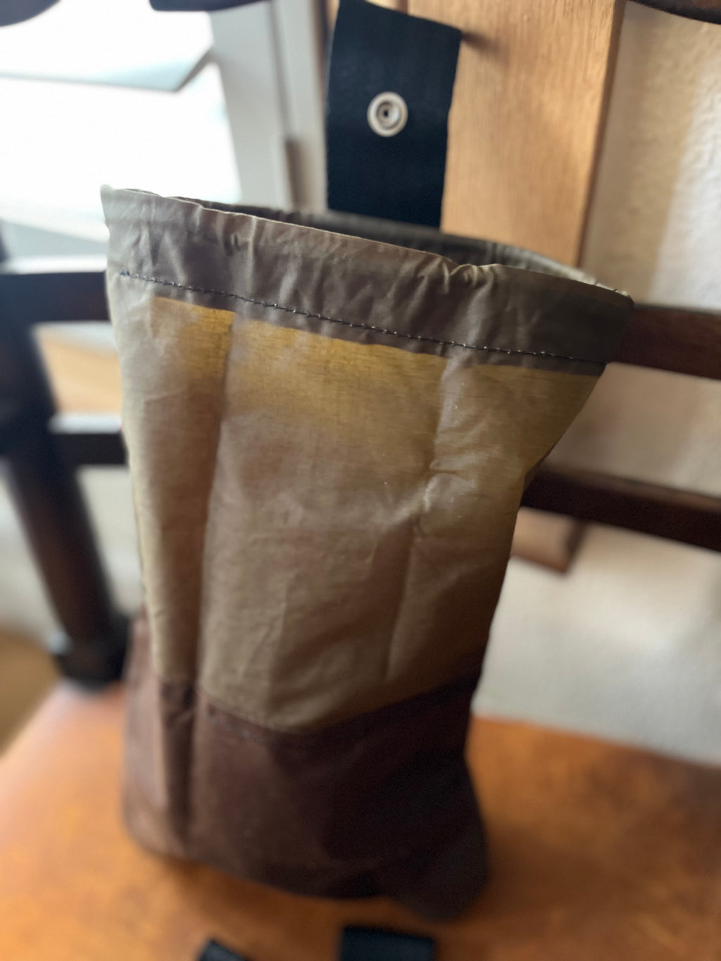 Bush craft forager bags, belt clip bag for finding berry and fruits