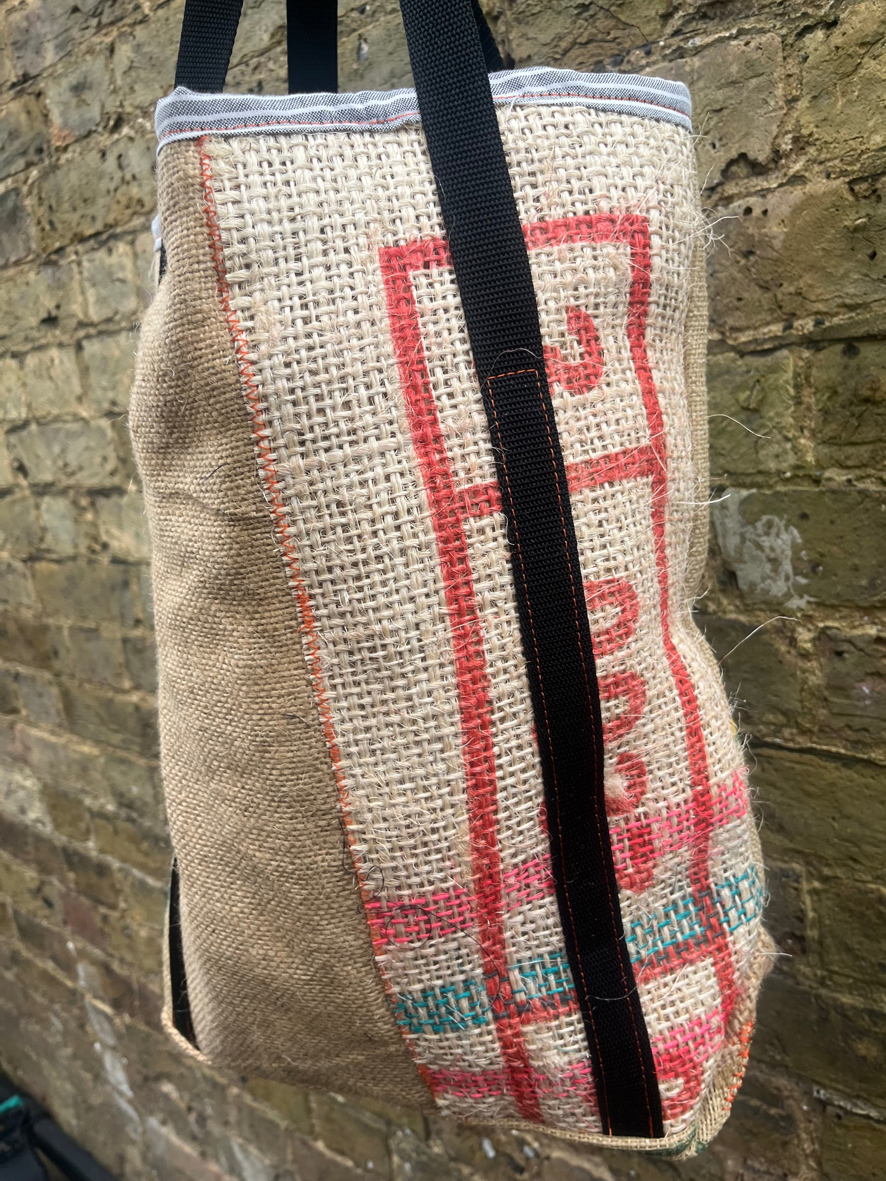 Jute shopping bags