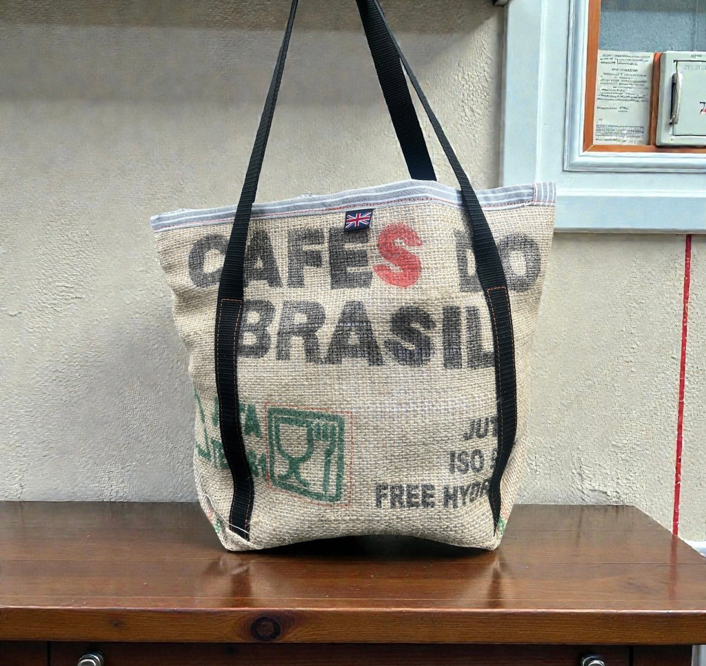 Jute shopping bags